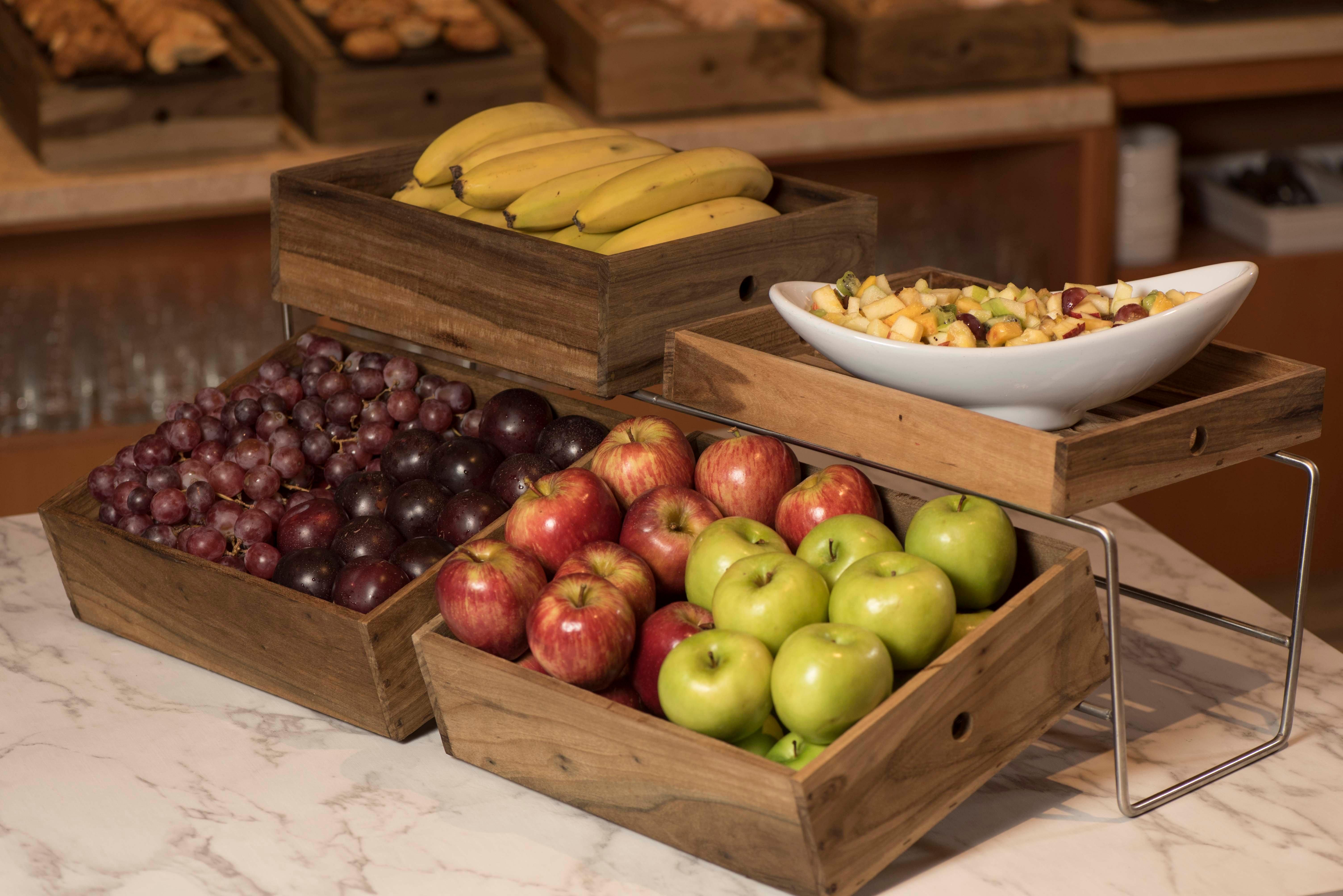 Holiday Inn Express Puerto Madero By Ihg Буэнос-Айрес Экстерьер фото