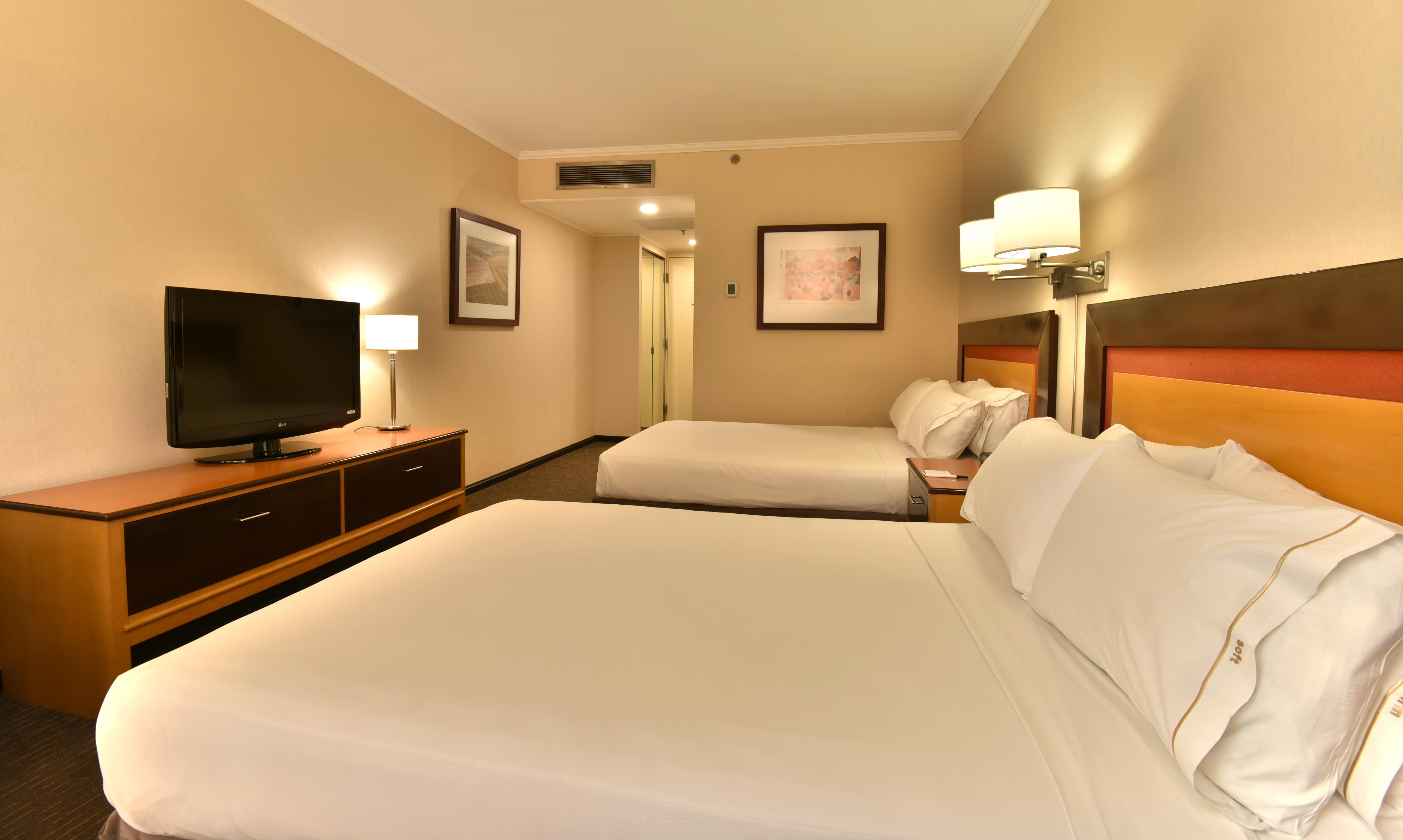 Holiday Inn Express Puerto Madero By Ihg Буэнос-Айрес Экстерьер фото