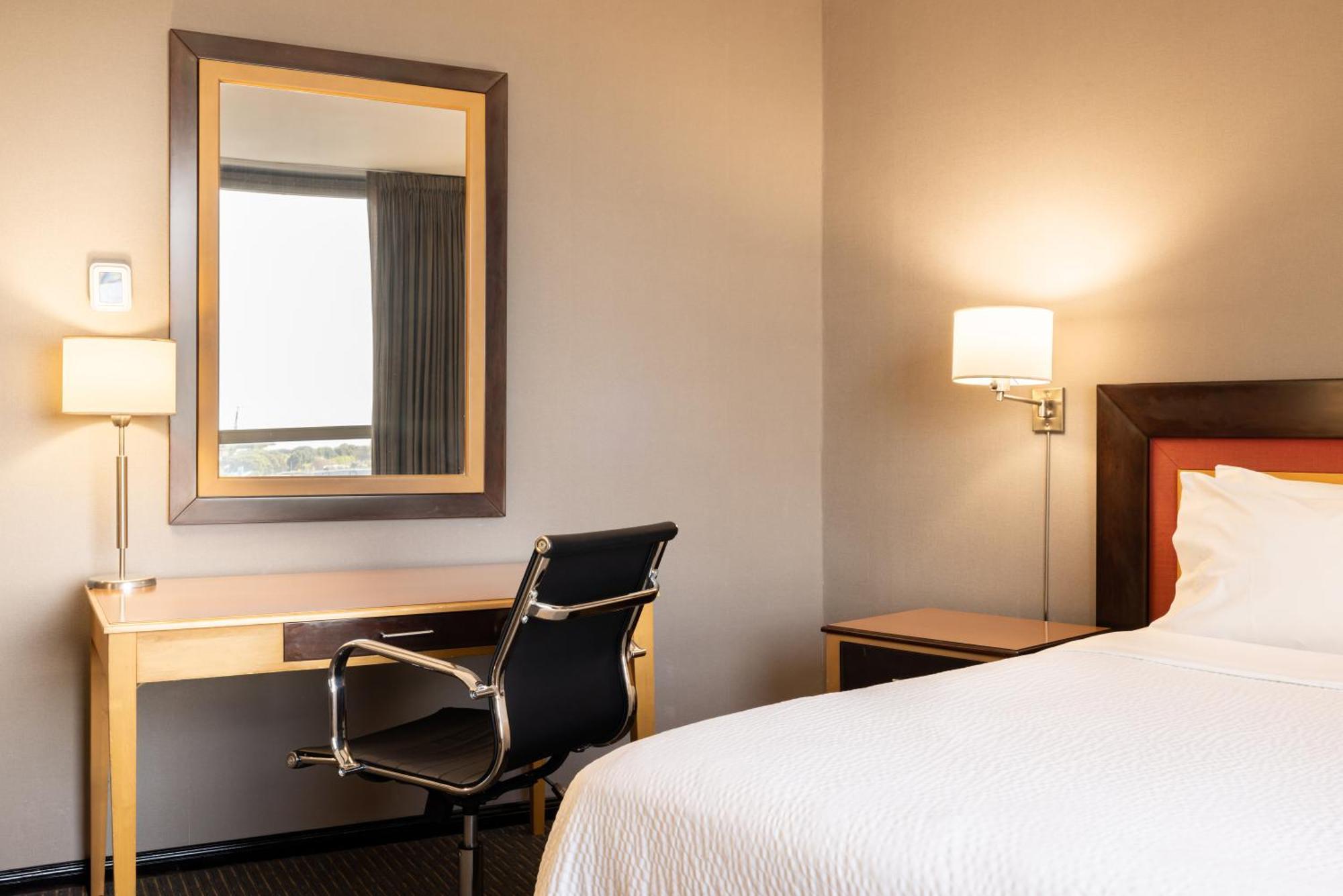 Holiday Inn Express Puerto Madero By Ihg Буэнос-Айрес Экстерьер фото