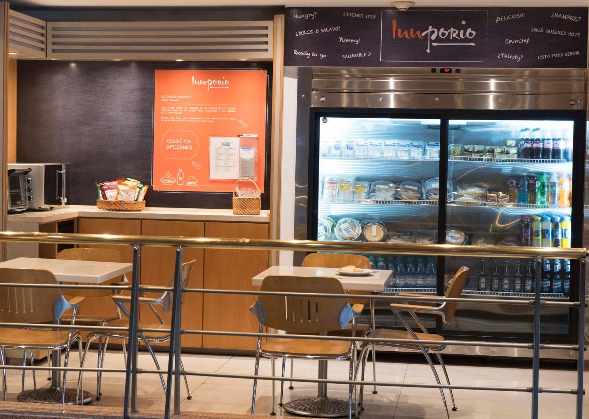 Holiday Inn Express Puerto Madero By Ihg Буэнос-Айрес Экстерьер фото