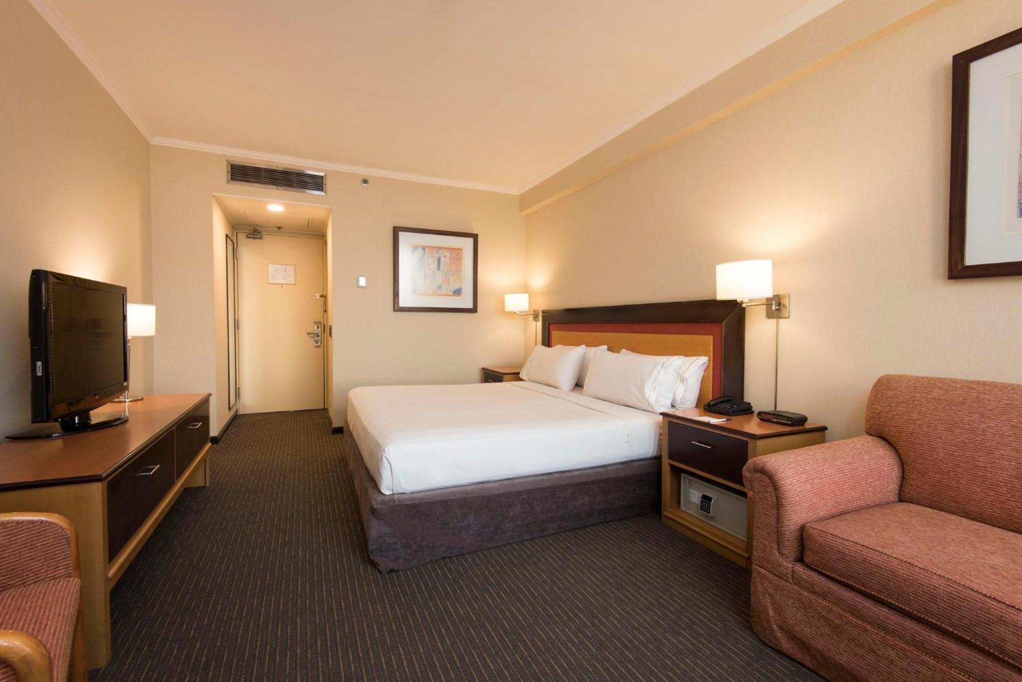 Holiday Inn Express Puerto Madero By Ihg Буэнос-Айрес Экстерьер фото