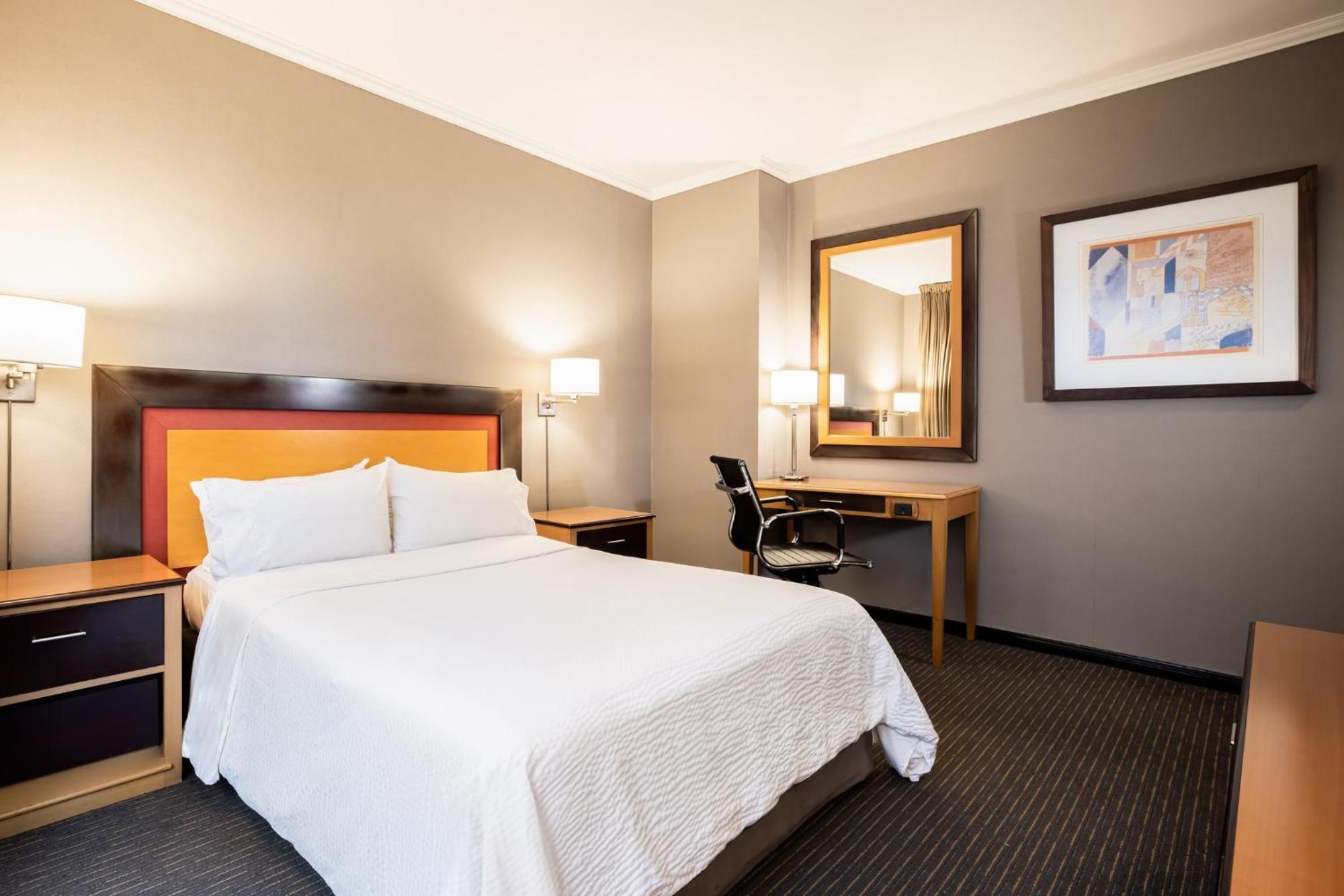 Holiday Inn Express Puerto Madero By Ihg Буэнос-Айрес Экстерьер фото