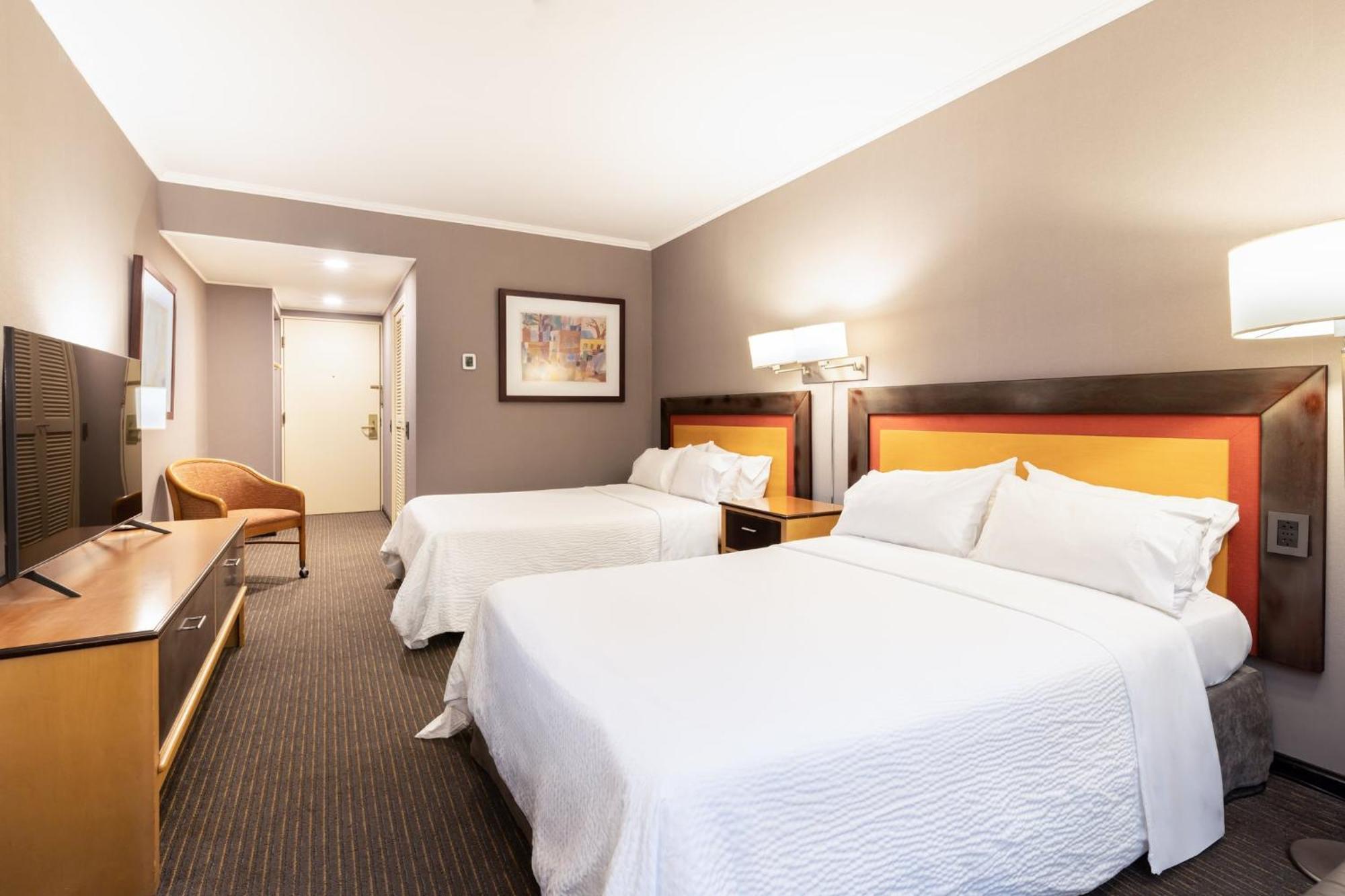 Holiday Inn Express Puerto Madero By Ihg Буэнос-Айрес Экстерьер фото